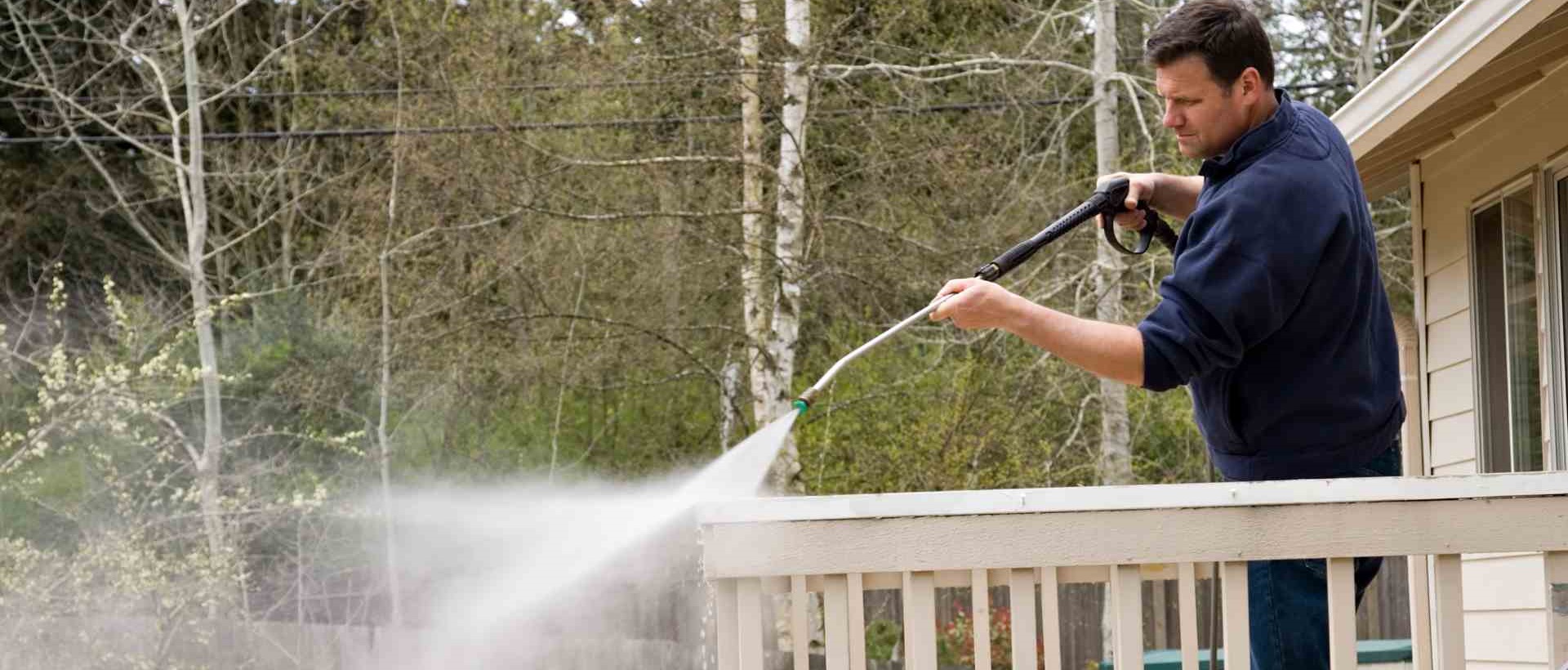 deep cleaning services E12